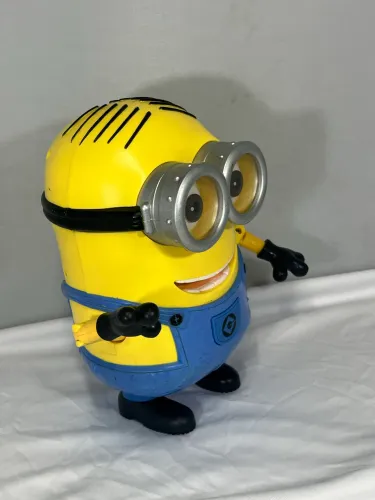 Boneco Minion Importado e Original Canta e Dança 