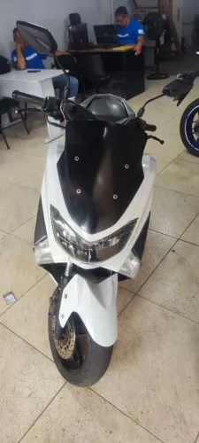 Yamaha Nmax 160 branca 2019 Shalon veículos Cariacica