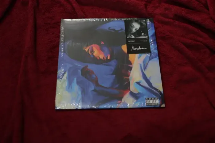 LP vinil Lorde com litografia autografada vinil azul