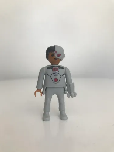 Boneco Playmobil DC/ Original Kinder Ovo/ Cyborg