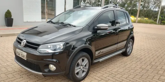 Volkswagen Crossfox 1.6 MI Total Flex 8V 5P 2012