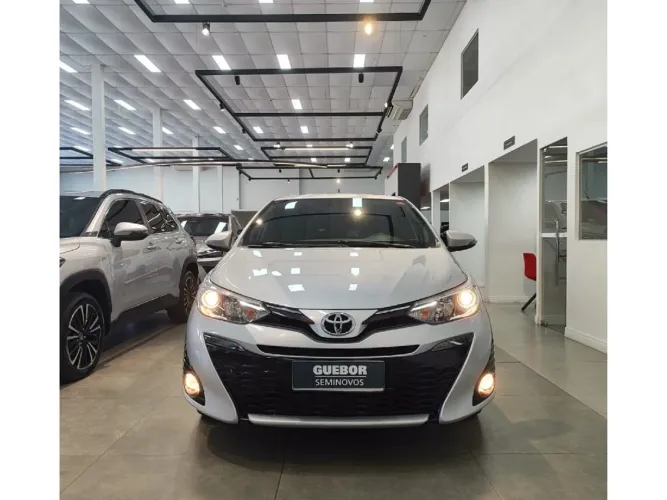 Toyota Yaris XLS Connect 1.5 Flex 16V 5P AUT 2022