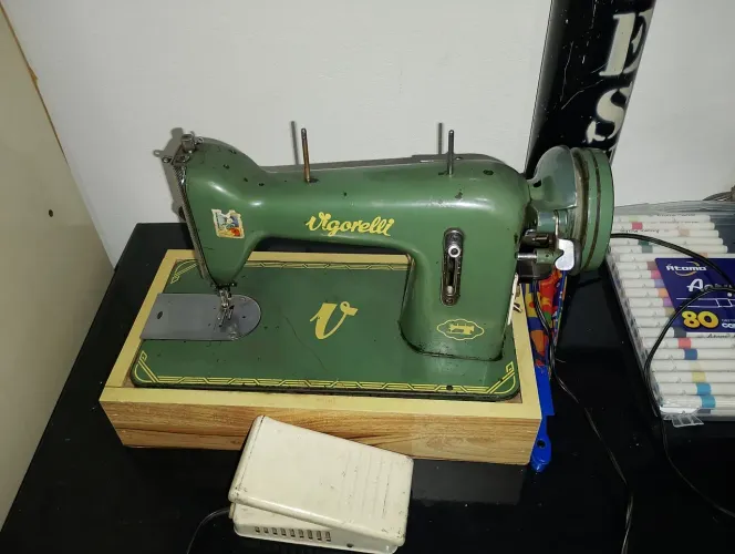 Máquina de costura