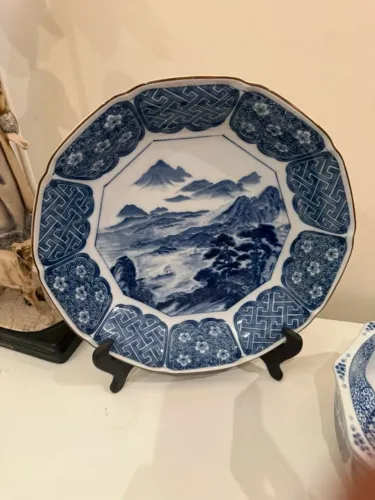 Prato Decorativo Oriental em Porcelana Azul e Branca 30cm