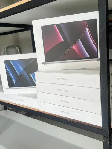 MacBook Pro M3 Max 16 pol Space Black 1TB/36GB Seminovo Garantia Loja Física 