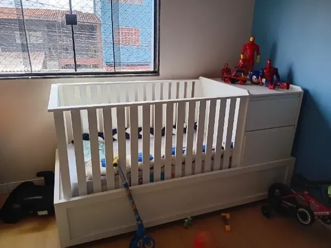 Berço/ cama de solteiro