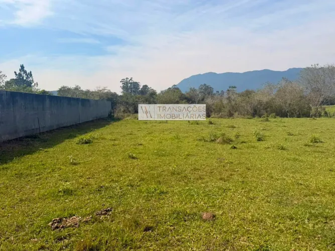 Terreno para venda possui 612 metros quadrados em Sul do Rio - Santo Amaro da Imperatriz -