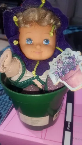 Jardim da Eliana estrela . Boneca vintage anos 90
