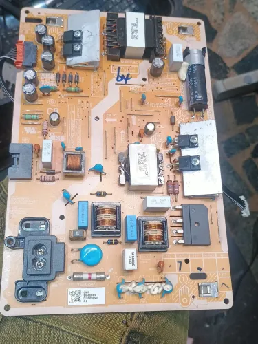 Placa fonte tv Un43nu7100