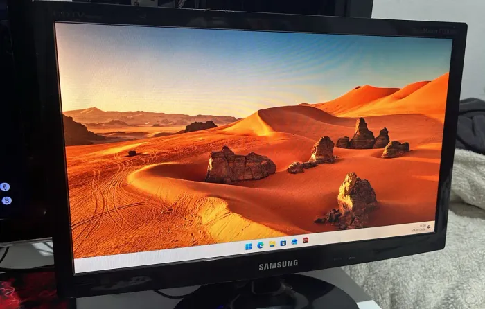 Monitor/TV Samsung 19? Polegadas