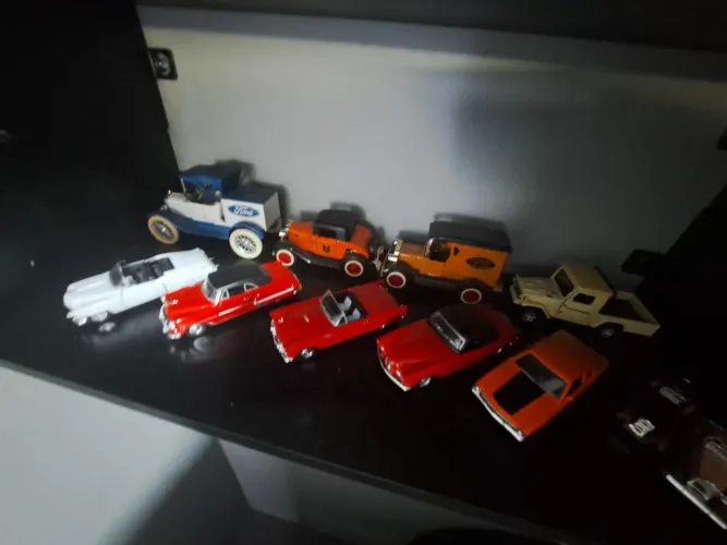 Carrinhos de coleção 