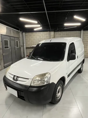 Peugeot Partner Furgão 1.6 16v/ 1.6 16V Flex 3P 2017