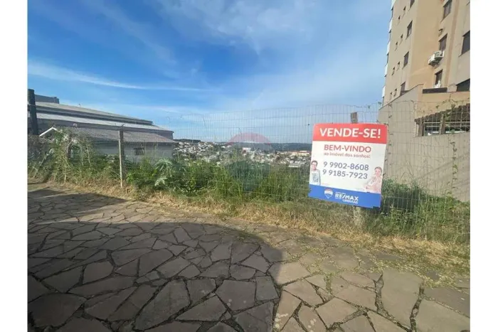 Excelente terreno, com localização privilegiada.