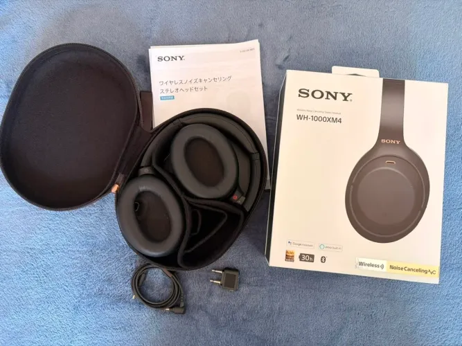 Headphone Sony WH-1000XM4