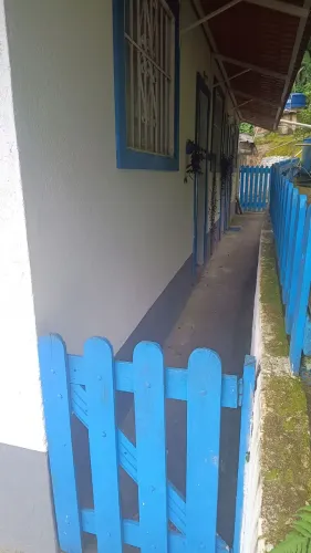 Quitinete mobiliada Quitandinha próximo à UFF. LNCC e FAETEC)