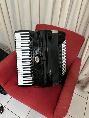 Acordeon titano