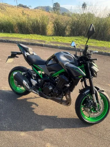 Kawasaki Z 900 - Impecável