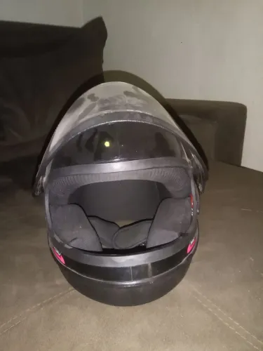 Capacete