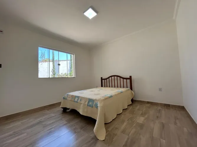 Cama