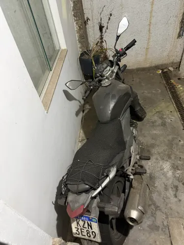 Cb 300 a venda