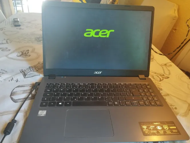 Acer Aspire 3 Intel Core i3 - Notebook - R$ 1.800