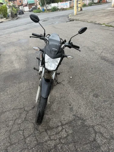Honda CG 160 Start 2023/24 - R$ 13.500 - Econômica