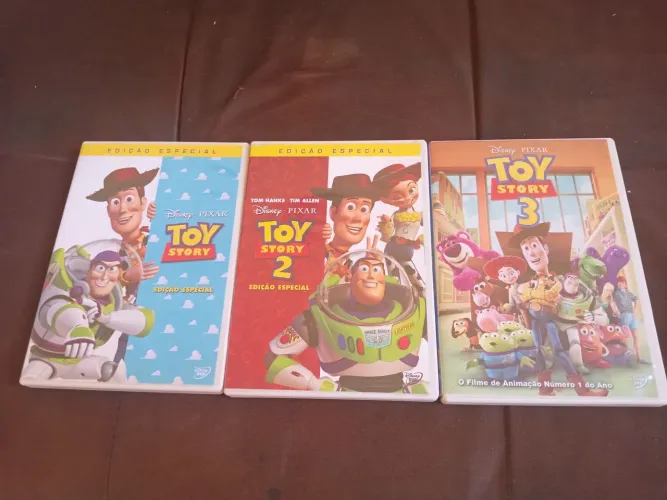 DVDS TOY STORE 1, 2 E 3 ORIGINAIS EM EXCELENTE ESTADO DE CONSERVAÇÃO MUITO NOVO