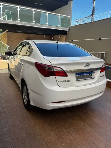 Hyundai HB20S C.plus/c.style 1.6 Flex 16V Mec.4p 2015