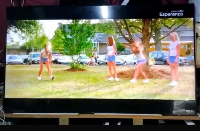 Samsung QLED 85? 4K Smart TV QN85Q7FAAG - Impecável