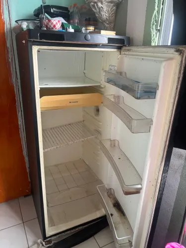 Vendo geladeira