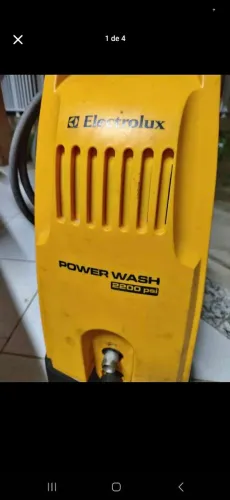 Lavadora de alta pressão electrolux 2200psi, está com um defeito, ela até está ligando,