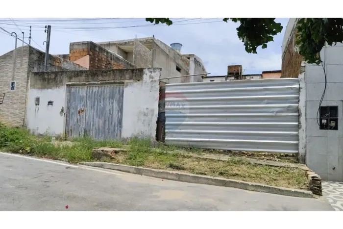 Terreno 25.000m² em Maceió: Vista e Localização!