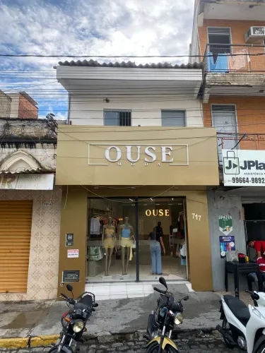ALUGA-SE PRÉDIO COMERCIAL NO CENTRO DE CAICÓ