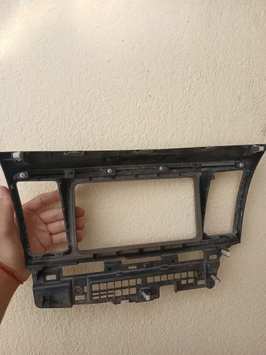 Moldura multi mídia mitsubishi Lancer 