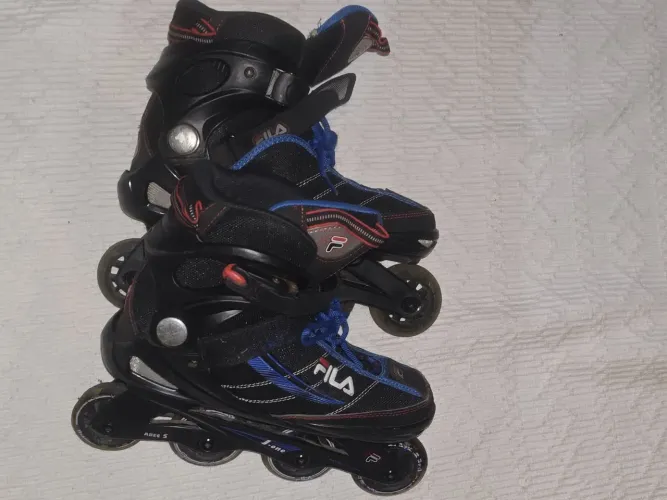 Patins Fila J-One Infanto/Juvenil Regulável (Tam.BR 34 ao 37)-Rolamento ABEC 5