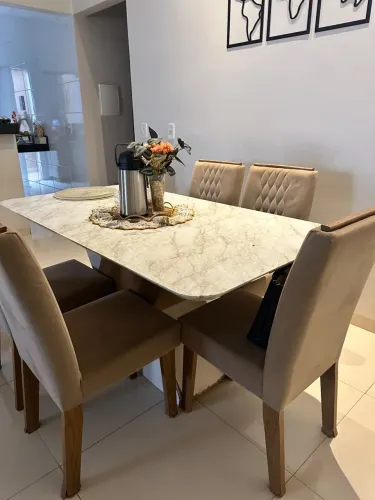 Mesa de jantar 6 cadeiras