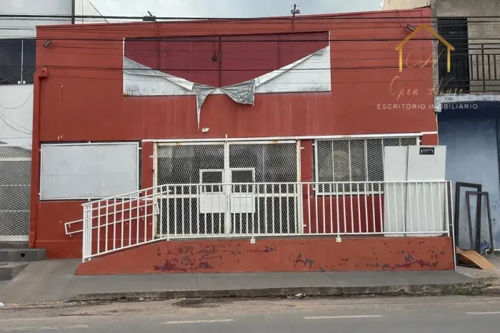 Alugo Salão Comercial no Bairro Tijucal