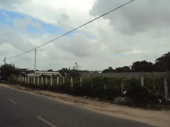 TERRENO para alugar na cidade de CAUCAIA-CE