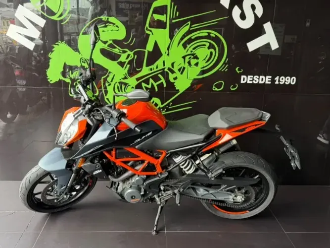 KTM Duke 390 2024