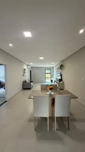 Condomínio Fechado, lazer club, 140 m ², semi mobiliado