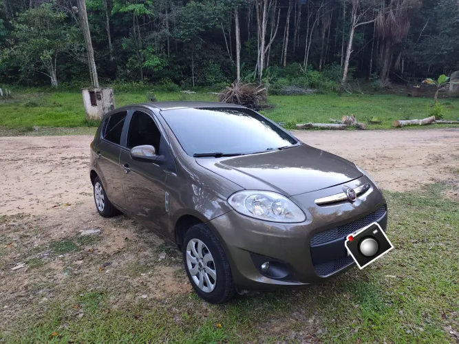 Fiat Palio Attractive 1.0 EVO Fire Flex 8V 5P 2013