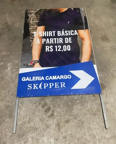 Placa publicitária para colocar sua marca ( Estilo cavalete)