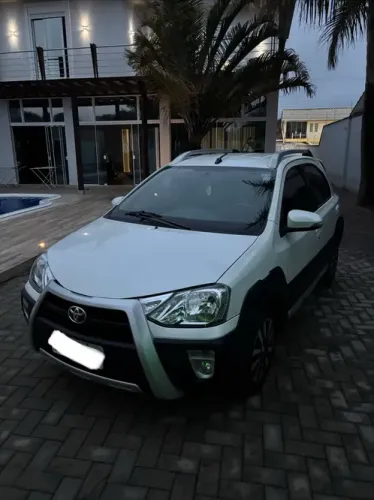 Toyota Etios Cross 1.5 Flex 16V 5P Aut. 2017