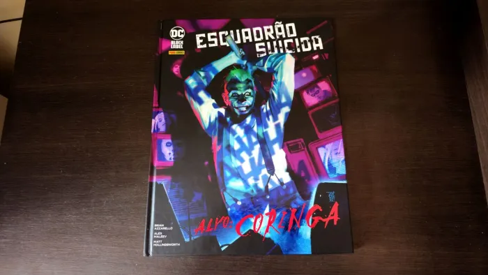 Esquadrão Suicida - Alvo Coringa - DC Black Label - HQ Panini