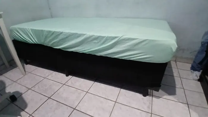 Cama box solteiro com colchão