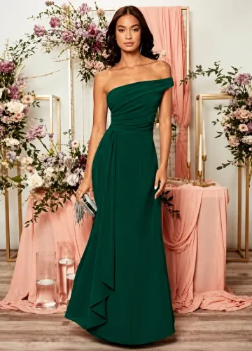 vestido verde de dama