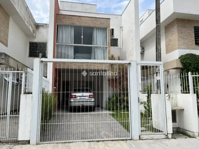 Casa com 3 dormitórios para alugar, 120m² - Rio Tavares - Florianópolis/SC
