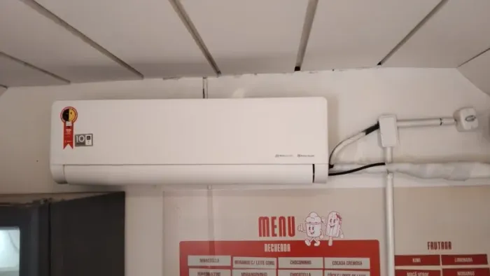 Ar Condicionado Midea 18000 BTU´s Inverter AI Ecomaster - EZVCA