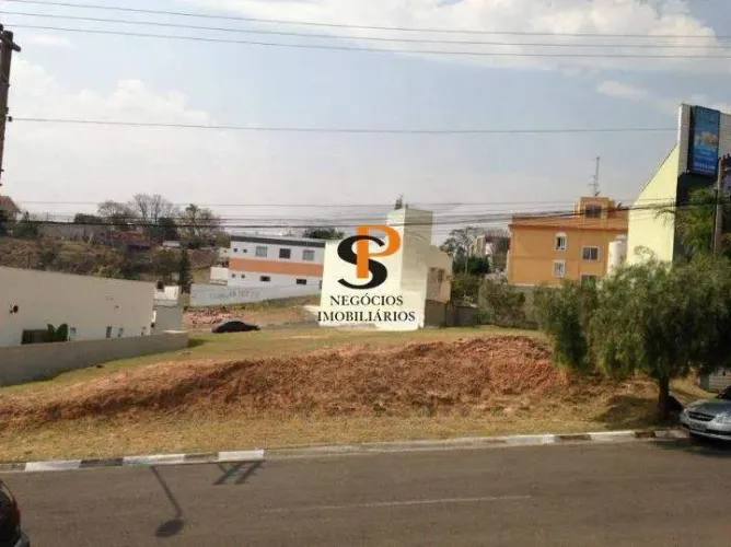 Terreno à venda no bairro Residencial Flora em Vinhedo/SP