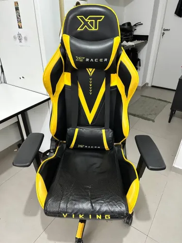 Cadeira gamer XT Racer viking série preta e amarela